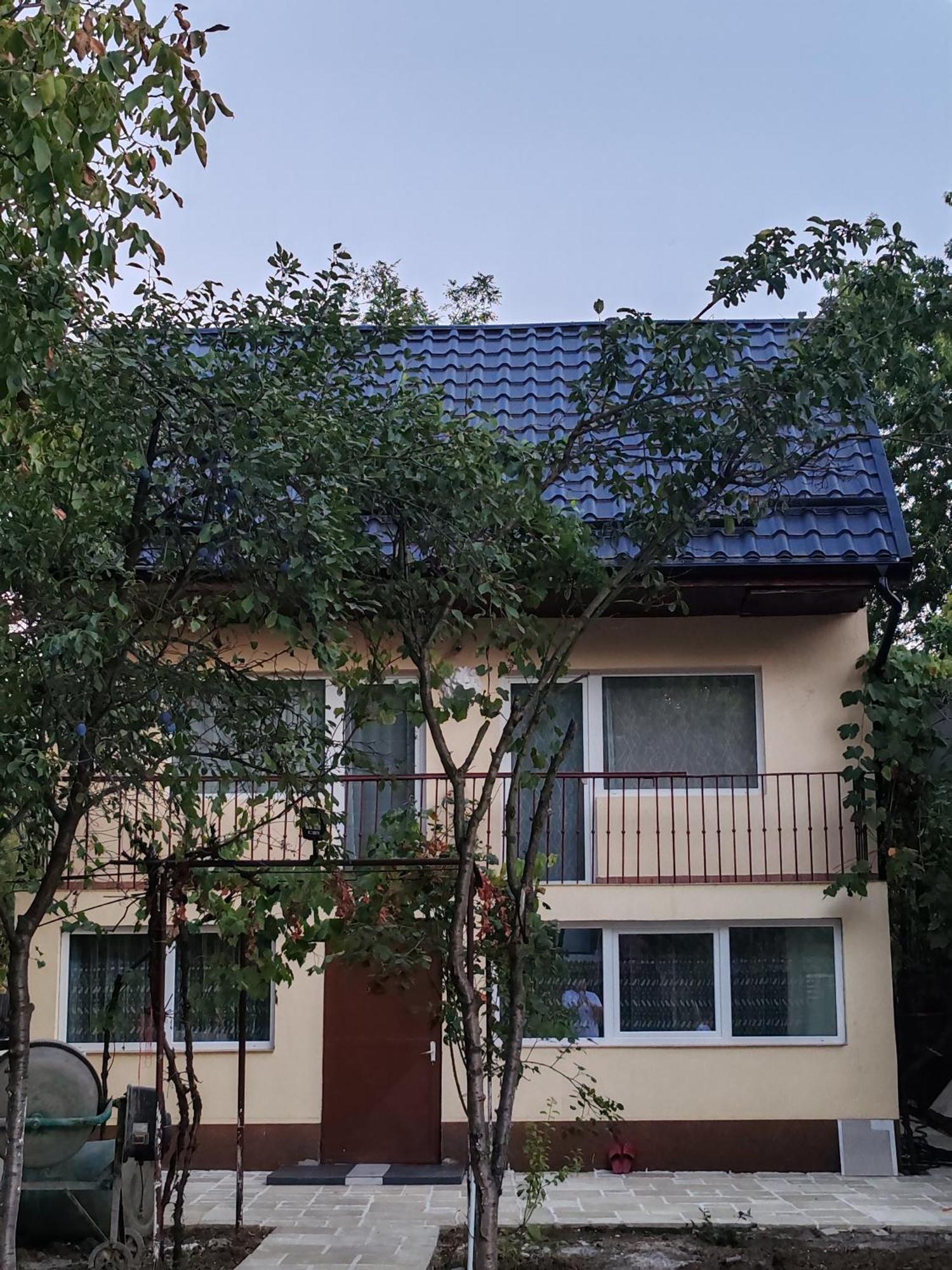 Trei Insule Home 阿拉德 外观 照片